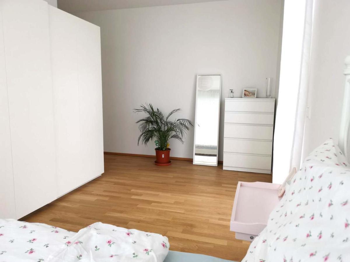 Gemuetliches Privatzimmer In Geraeumiger Gemeinschaftswohnung Dresden Eksteriør billede