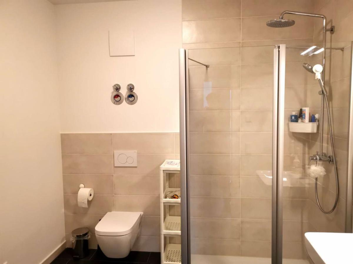 Gemuetliches Privatzimmer In Geraeumiger Gemeinschaftswohnung Dresden Eksteriør billede
